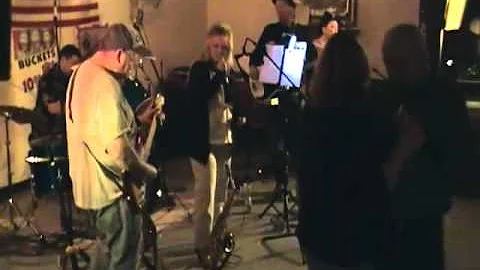 Rhonda Mills sings Help me make it through the night