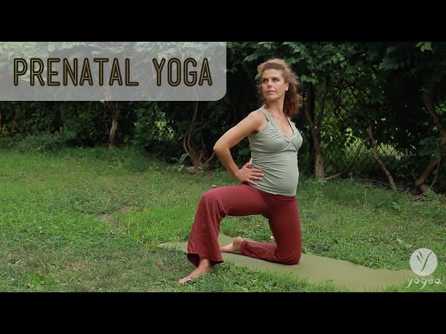 Prenatal Yoga Routine: Maternity Circle (all trimesters) 