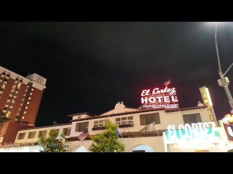 Santa Visits the One Dollar Massage Chairs! (The Quad Hotel & Casino, Las Vegas, NV)