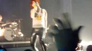 Paramore - Ignorance (Birmingham LG Arena 23/09/13)