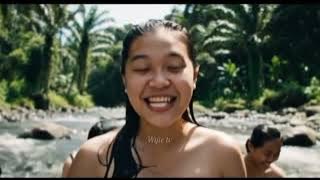 Mandi di sungai air nya bening banget