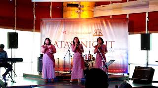 Sapata Ni Napuran - Cipt. Nahum Situmorang - voc. 3B Stars