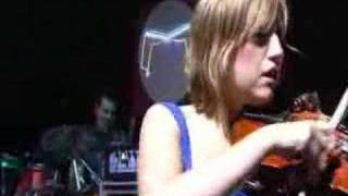 NO CARS GO - THE ARCADE FIRE - GLASTONBURY 2007 chords