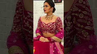 Shraddha Arya Beautiful Hot Saree Look