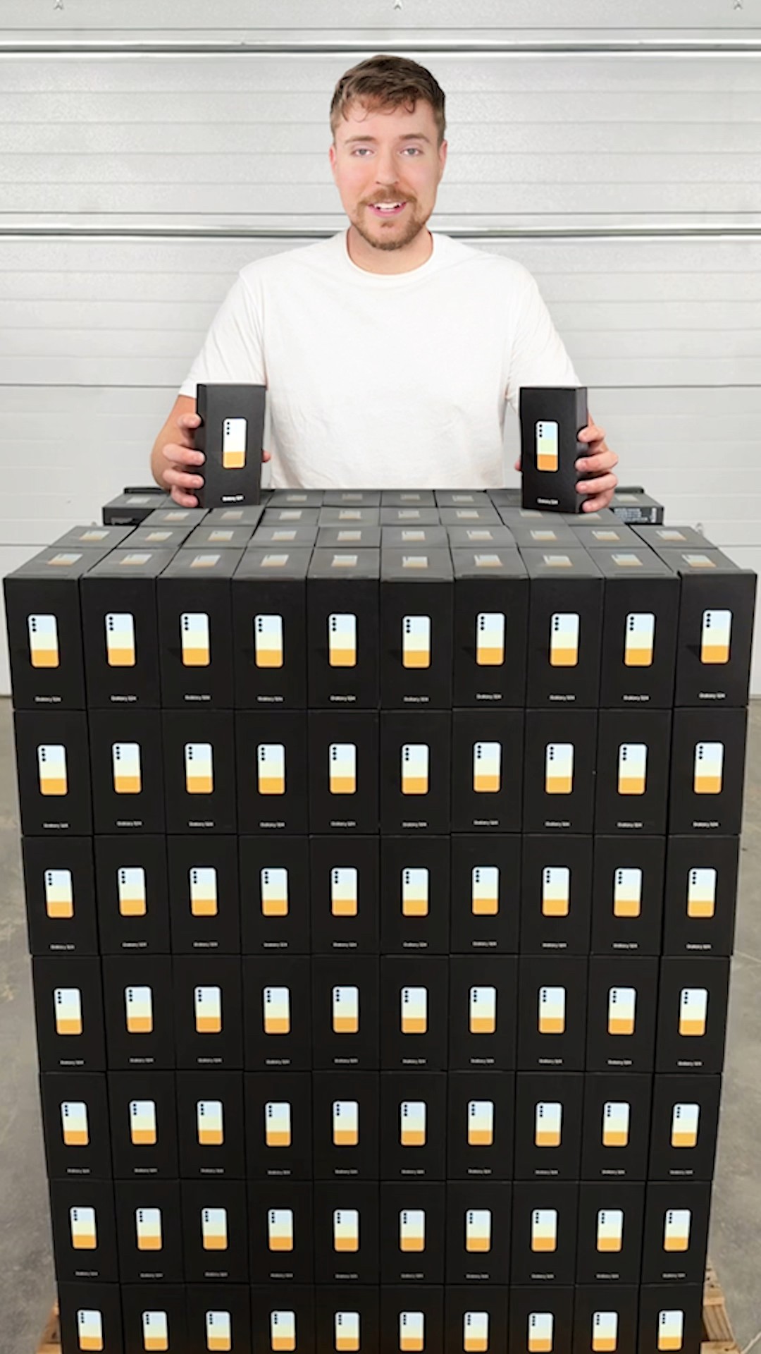 Giving 1000 Phones Away