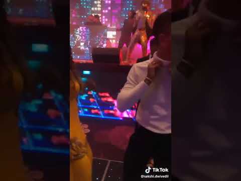 Illegal Weapon Punjabi Kudi Hot Dance 😍