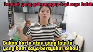 Download Lagu Orang lain gak akan punya..tapi saya punya dan itu sangat saya syukuri MP3 Download Lagu Orang lain gak akan punya..tapi saya punya dan itu sangat saya syukuri MP3
