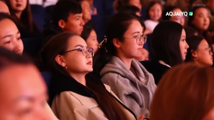 Орыс мектеп оқушысының сексін көріңіз