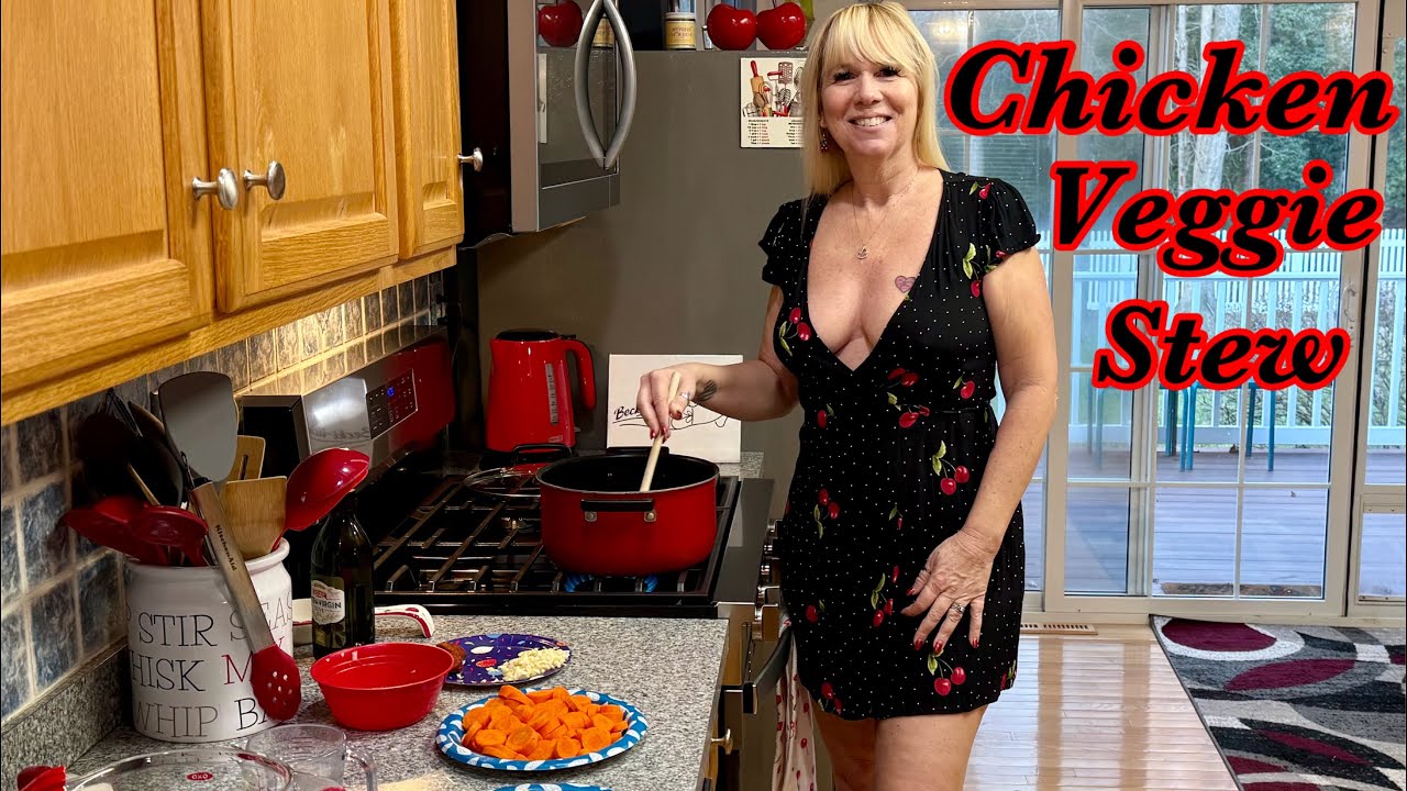 Овощное рагу с курицей от @Becki-licious