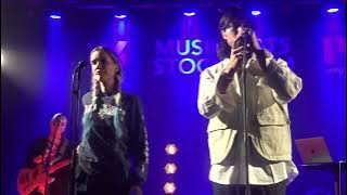 Download lagu Jubël Triple A Intervju & Lie to Me Med Kiddo Stockholm Studio4 Radiohuset 240112