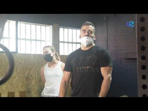 Carballo imparte una nueva sesión de gimnásticos en el "Stelios Funcional Box"