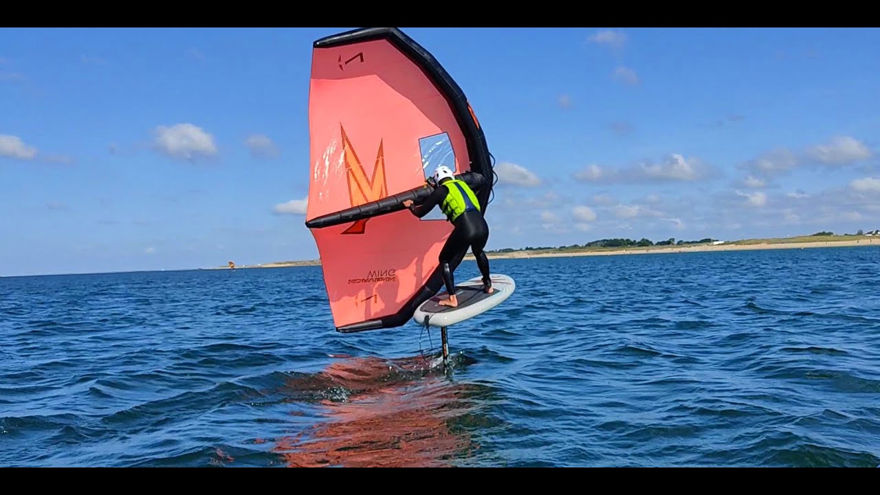 Ecole de kite, foil, wingfoil, wakeboard et bouée tractée à Carnac