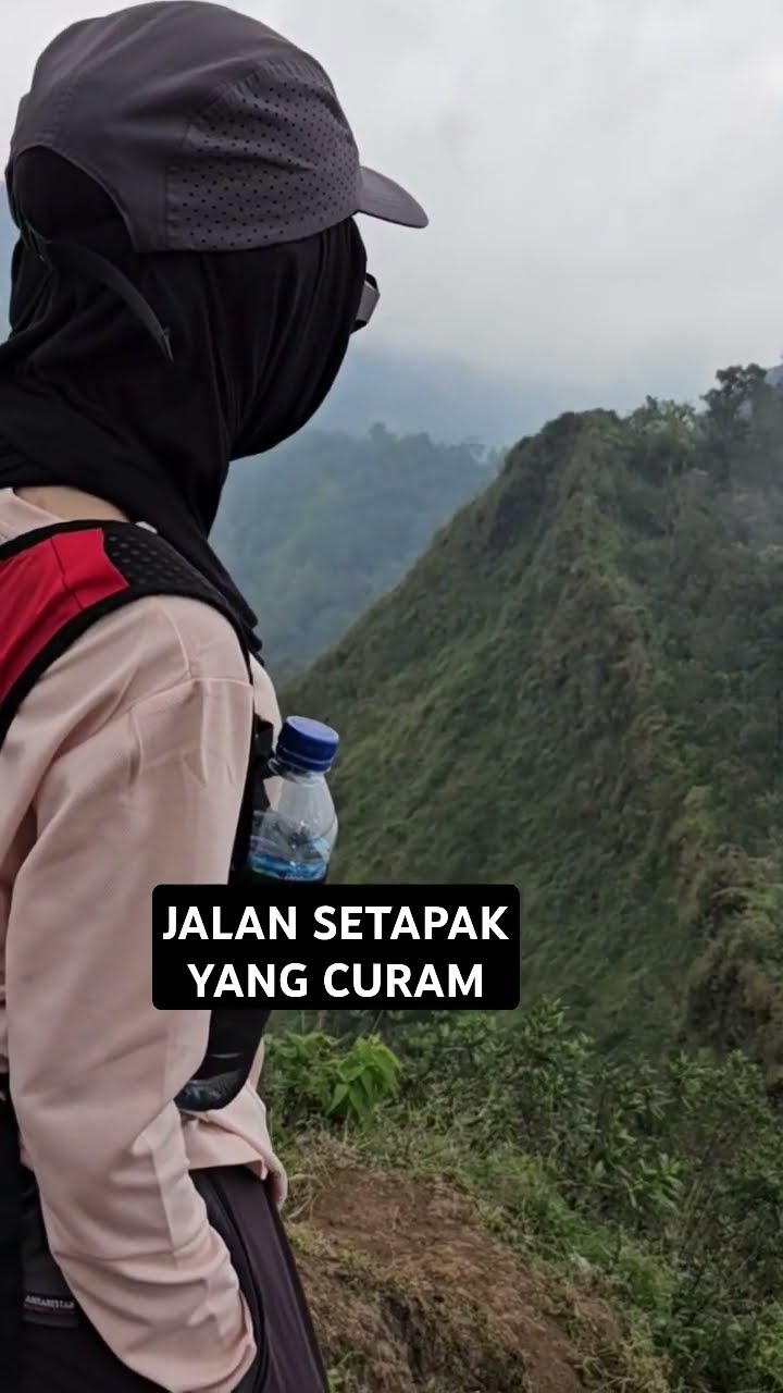 Gunung Karenceng Yang Curam