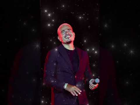 عمرو دياب و هي ذكريات حالة واتساب عماله بتيجي فبالي