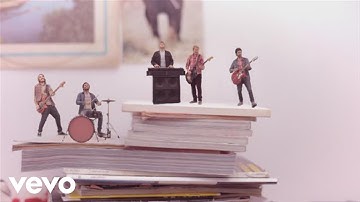 Smitten - Canción Normal (Official Video)