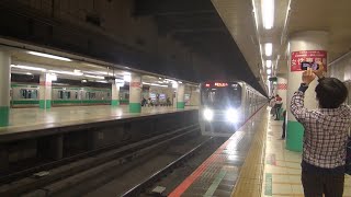 りんかい線70-000形Z7編成　大宮駅到着
