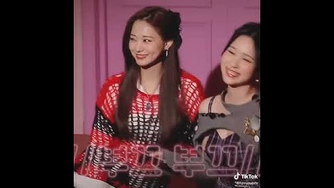 twice | Will you have a staring game with Mina? #twice #mina #jeongyeon