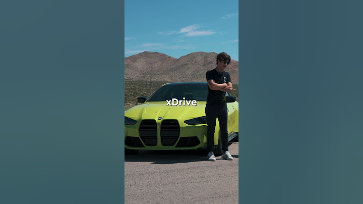 Side-by-Side: Porsche 911 Carrera and BMW M4 Comparison