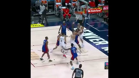 Jokic and Aaron Gordon beautiful passing 🤯