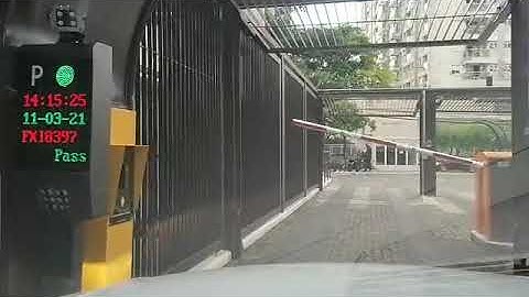 Intelligent parking lot LPR Camera license plate recognition installation use case