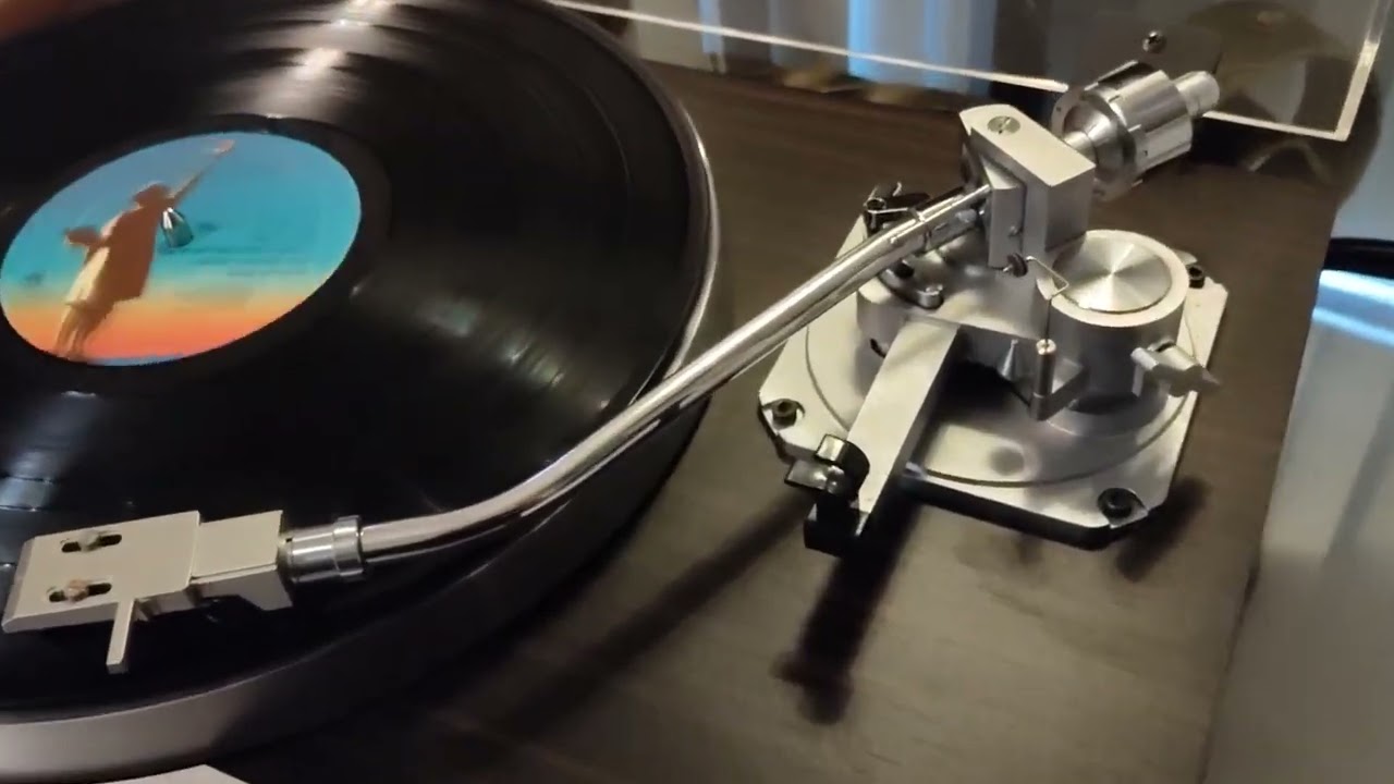 Yamaha YP -D71 Turntable. Horiatis76.com - YouTube