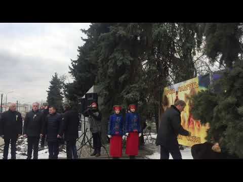 В Павлограде зажгли свечи в память о Небесной сотне