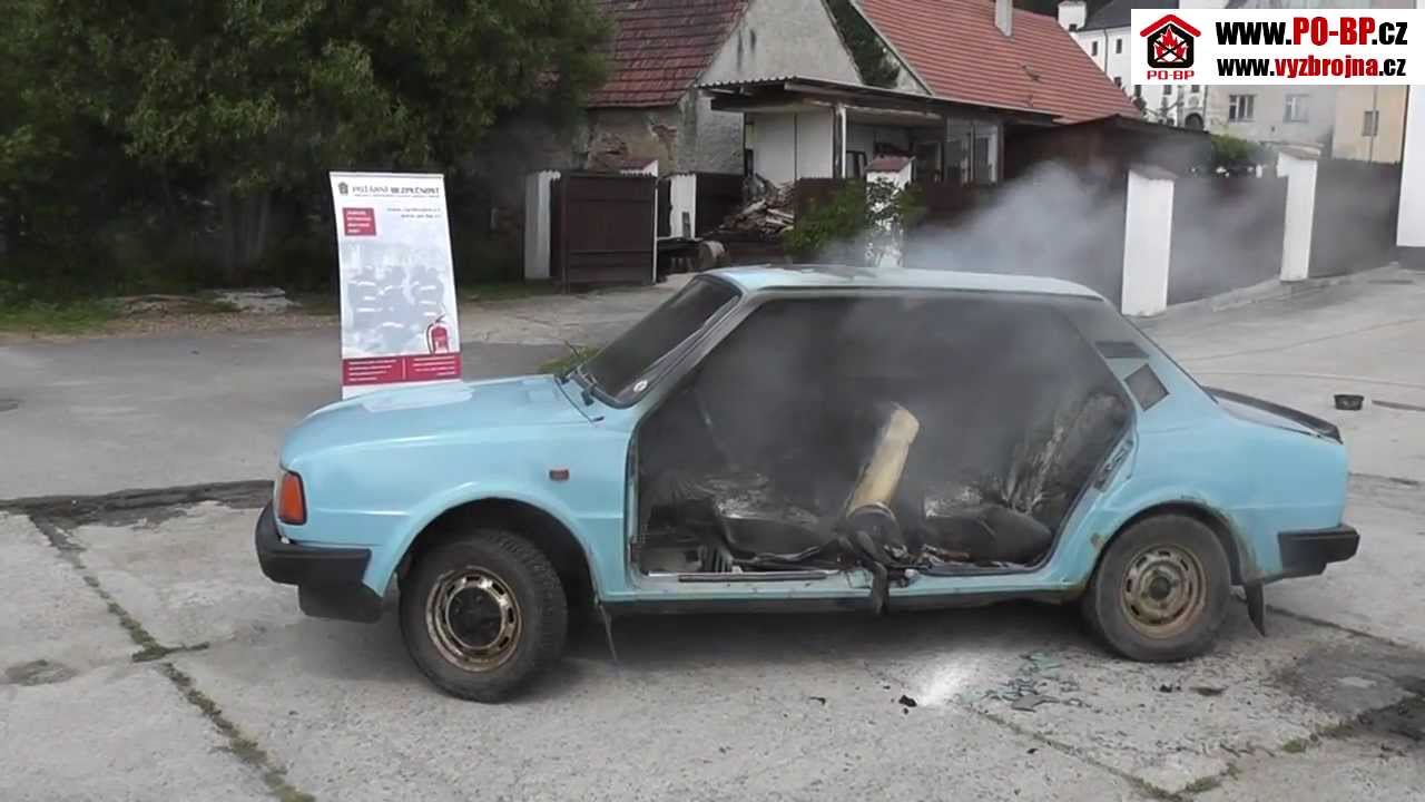 Hasicí spej PYROCOM a práškový HP v praxi