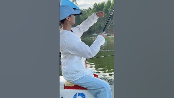 Gái xinh câu đài hồ dịch vụ và cái kết #fishing #xuhuong #cauca