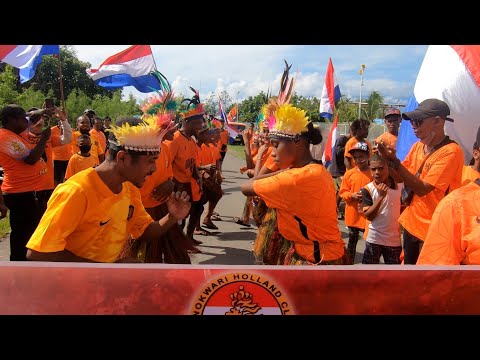 Oranjekoorts in West Papoea #1 | Fans Belanda Manokwari