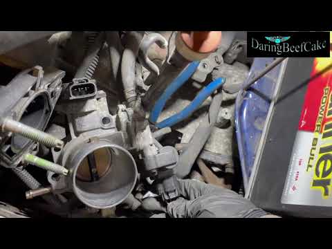 Toyota Yaris Verso 1.3 fault code p0505 idle control valve idling problem throttle body cleaning