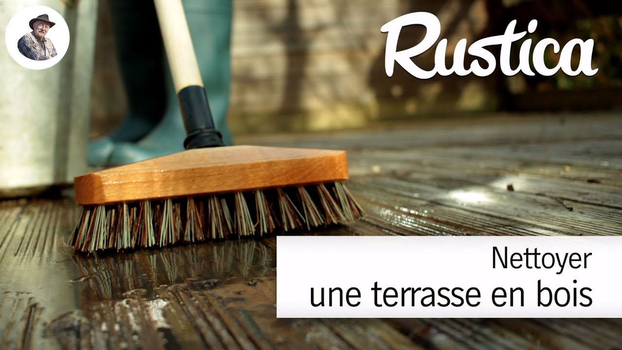 Brosse de balai terrasse bois