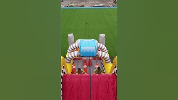 Epic Inflatable Obstacle Course Challenge! 🏃💨 Who Will Win? 🤩#InflatableObstacleCourse #funchallenge