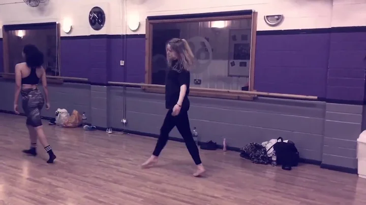 Isabel Webb Carey - Dance Portfolio