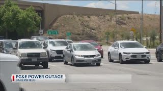 Power outage affects PG&E customers in west Bakersfield