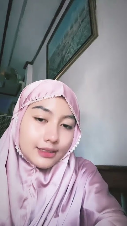 cewek cantik sedang ngaji dengan suara merdu.. #viral #cantik#hijabers