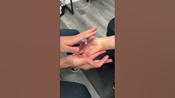 Little hand massage with our CBD cream