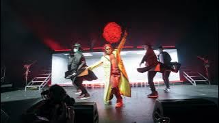 TEYANA TAYLOR x JABBAWOCKEEZ perform BARE WIT ME Live in LOS ANGELES