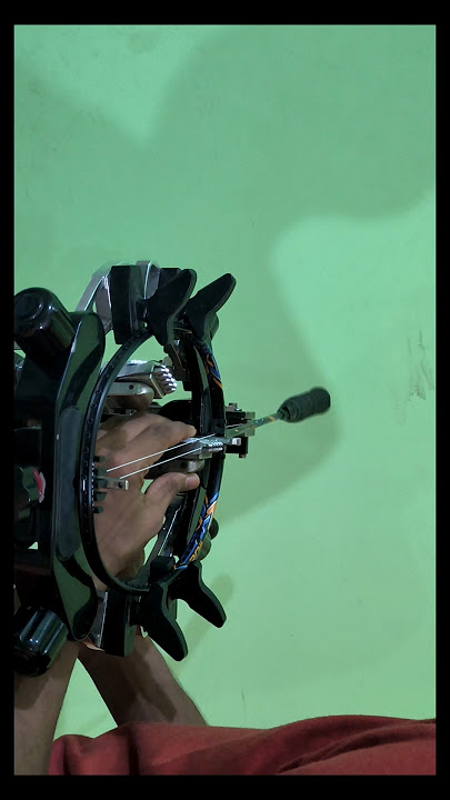 PRE STRUNG SOUND VS AFTER STRING SOUND| YONEX NANORAY LIGHT 18I #racket #yonex #badminton