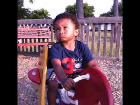 funny-baby-videos-that-make-you-laugh-so-hard-you-cry---top-funniest-baby-accidents-2016