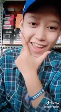 RHAKA VERO FEBRIAN