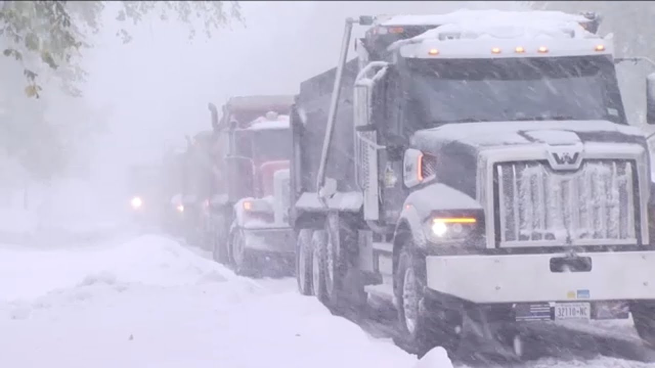 Parts of NY dig out after potentially 'historic' snowfall - YouTube