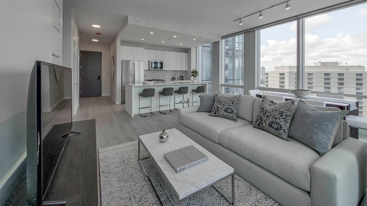 Апартаменты CB5 с 2 спальнями на берегу реки Норт в новом комплексе One Chicago Apartments