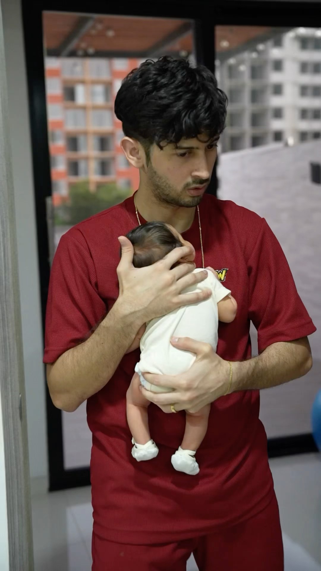 Cuando lleva 1 mes de mamá?