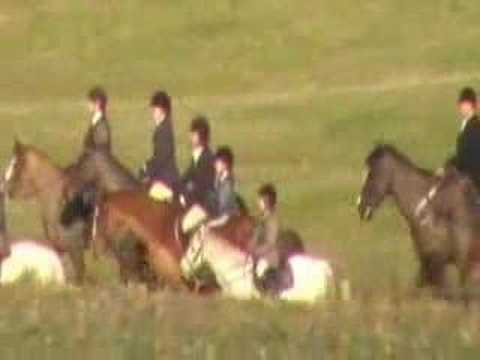 hunting at ragleigh horses friends julie tina and ...