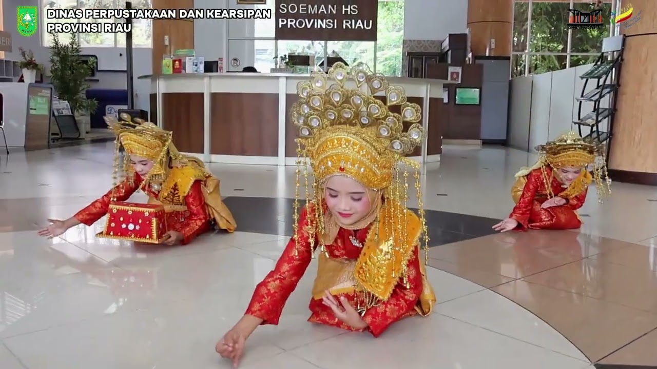 Tari Persembahan UPT SD Negeri 024 Tanah Merah