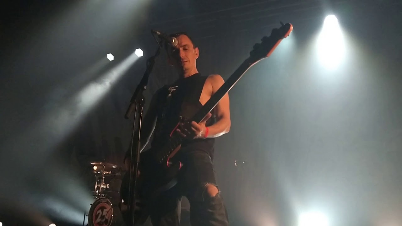 Tagada Jones Mort aux cons YouTube Tagada Jones Mort aux cons YouTube