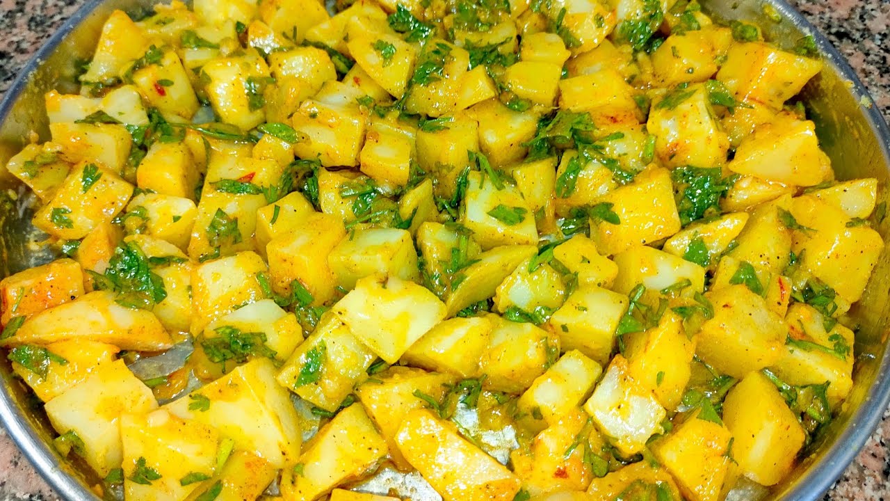 بطاطس بالبقدونس زى بتاعة المطاعم مش هاتبطلوا تعملوها - البديل الصحى البطاطس المحمره #طبخ#اكسبلور 