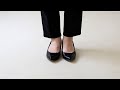 幅広『4E』チャンキーヒール ポインテッドトゥパンプス