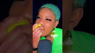 Asmr juicy dripping Apple🍏 eating #asmr  #asmreatingsounds #mukbang #shorts #satisfyingasmr #tingle