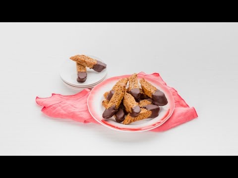chocolate-dipped-gingerbread-biscotti---savory